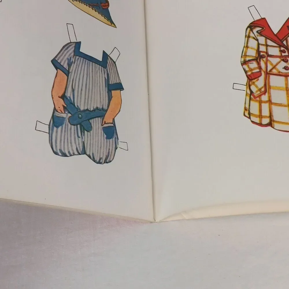 Vintage  Antique Paper Dolls 1915-1920 Edited by Arnold Arnold Uncut Full Color